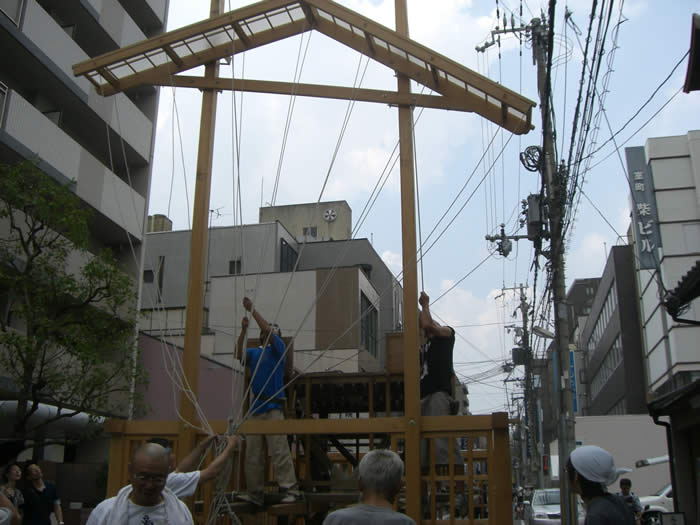 祇園祭鉾建て